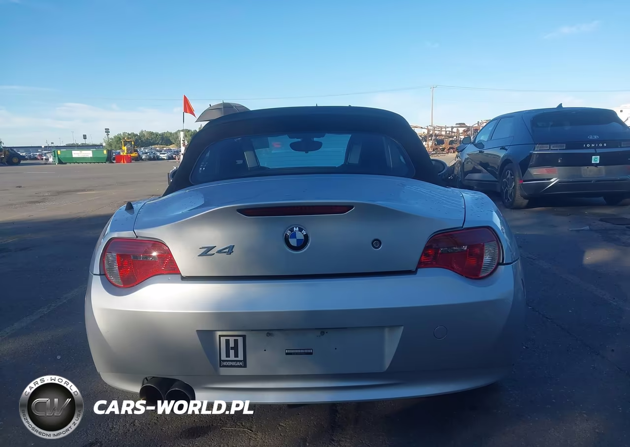 2007 BMW Z4 3.0Si VIN:4USBU53527LX03166 - 16