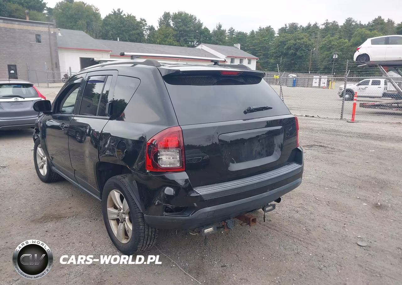 2015 Jeep Compass Sport VIN:1C4NJDBB7FD437813 - 3