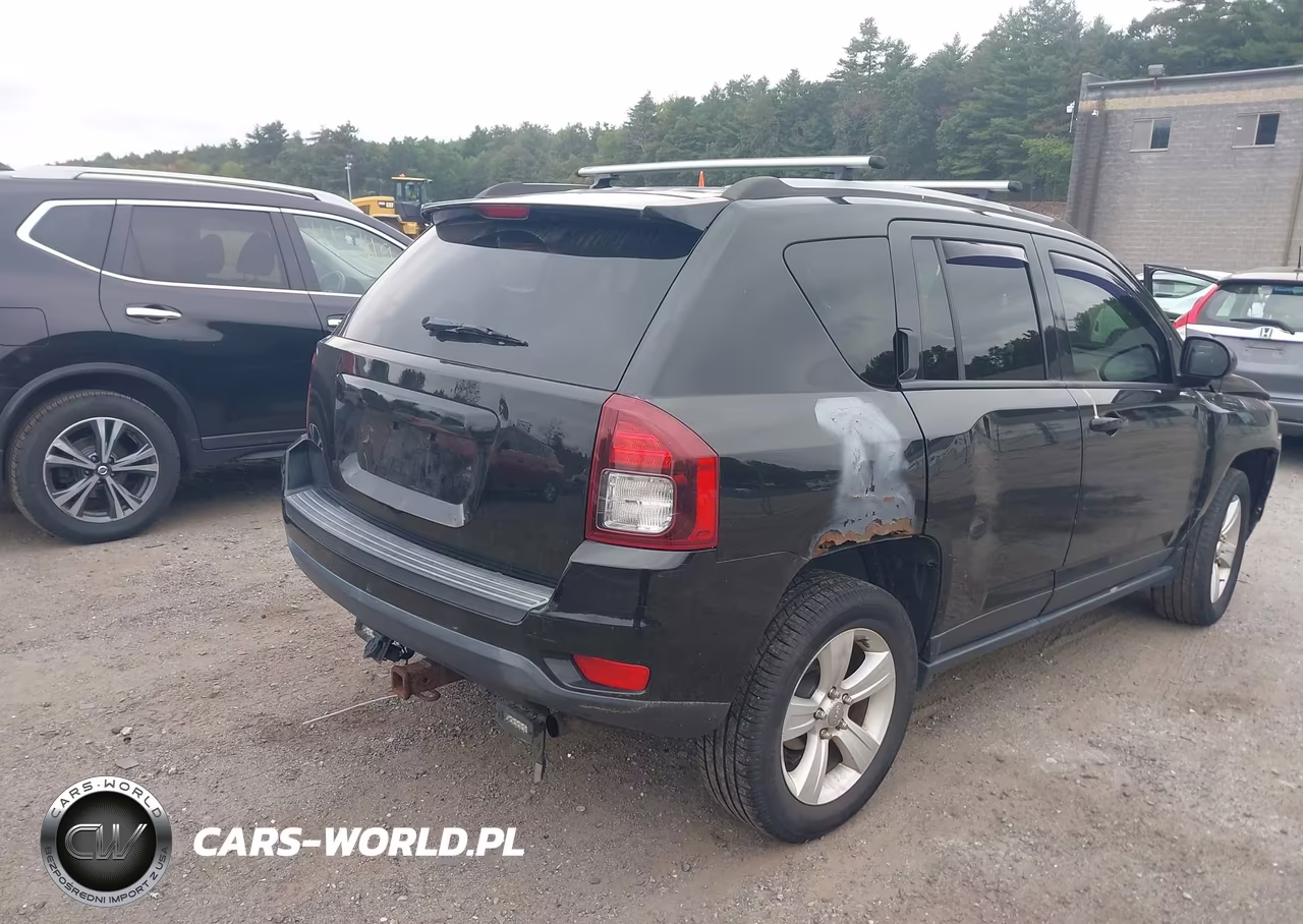 2015 Jeep Compass Sport VIN:1C4NJDBB7FD437813 - 4