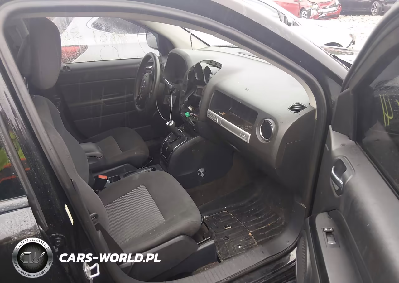 2015 Jeep Compass Sport VIN:1C4NJDBB7FD437813 - 5