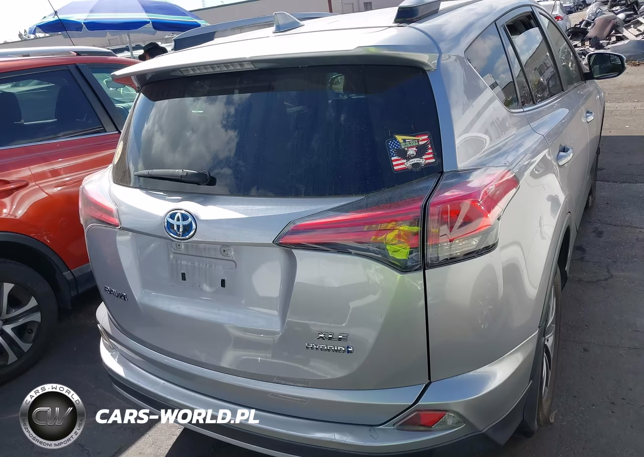 2018 Toyota Rav4 Hybrid Xle VIN:JTMRJREV5JD221360 - 17