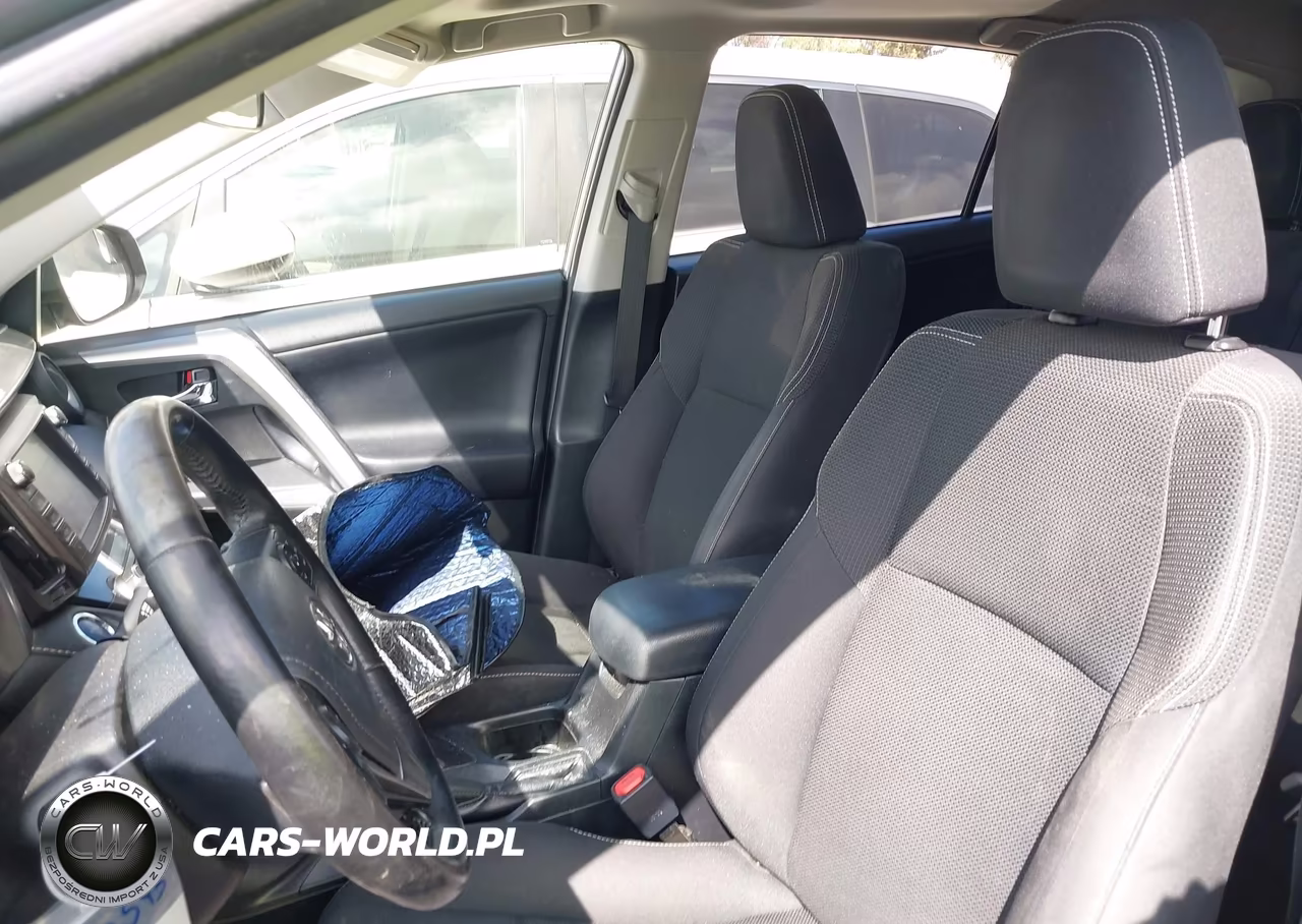 2018 Toyota Rav4 Hybrid Xle VIN:JTMRJREV5JD221360 - 19