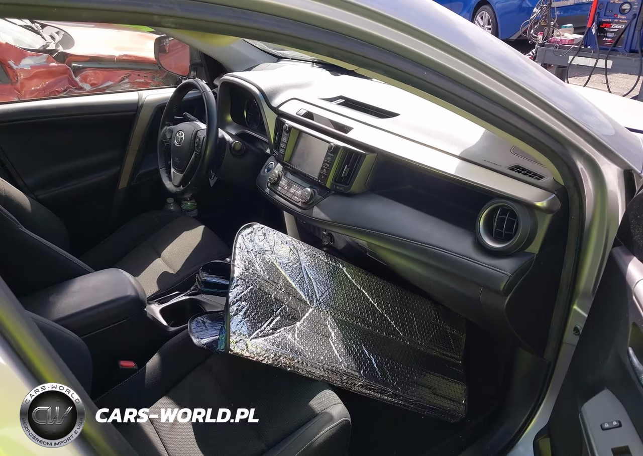 2018 Toyota Rav4 Hybrid Xle VIN:JTMRJREV5JD221360 - 5