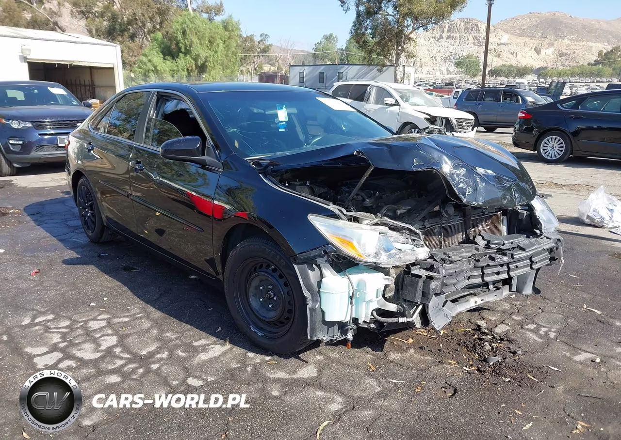2015 Toyota Camry Le