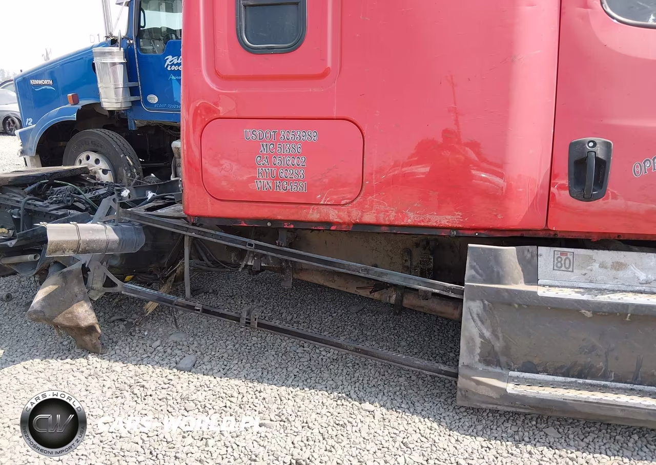 2019 Freightliner New Cascadia 126 VIN:3AKJHHDR6KSKG4581 - 14