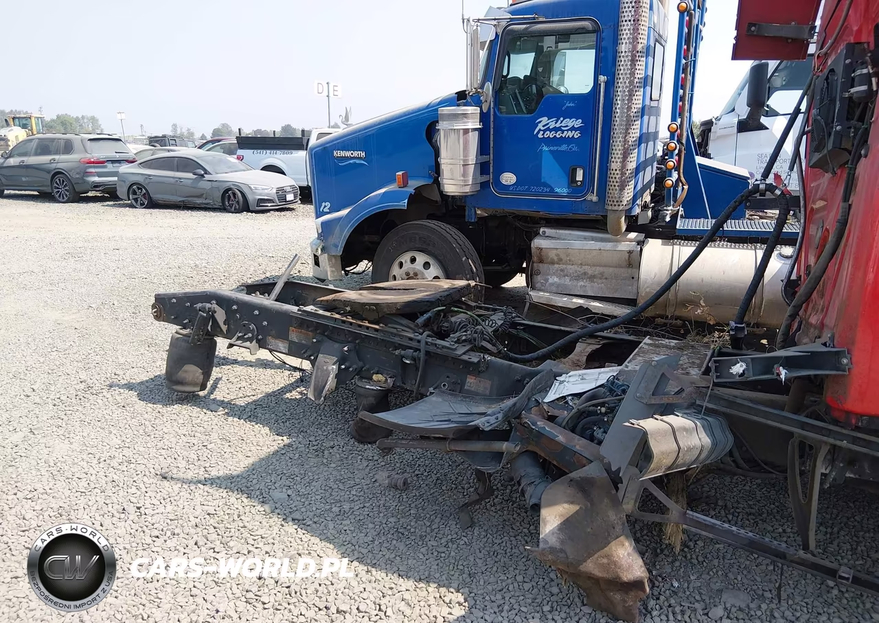2019 Freightliner New Cascadia 126 VIN:3AKJHHDR6KSKG4581 - 19