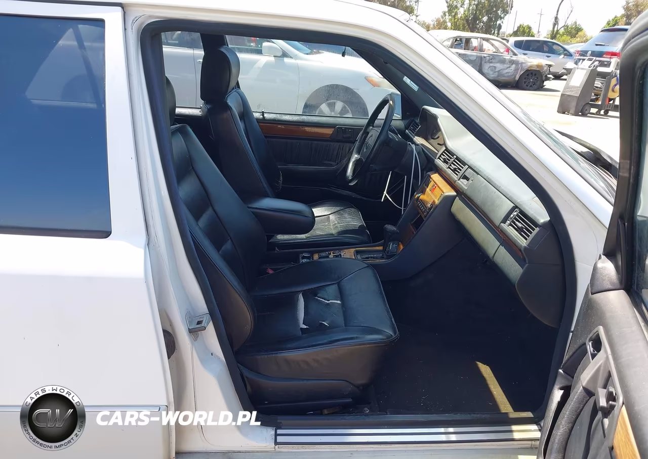 1991 Mercedes-Benz 300 E VIN:WDBEA30D7MB359359 - 5