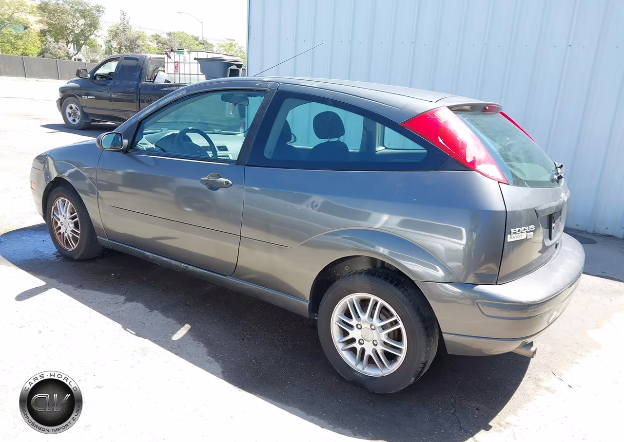 2006 Ford Focus Zx3 VIN:1FAFP31N96W205667 - 3