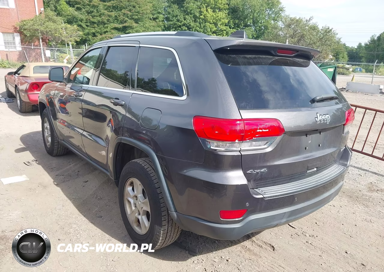 2016 Jeep Grand Cherokee Laredo VIN:1C4RJFAG6GC493095 - 3