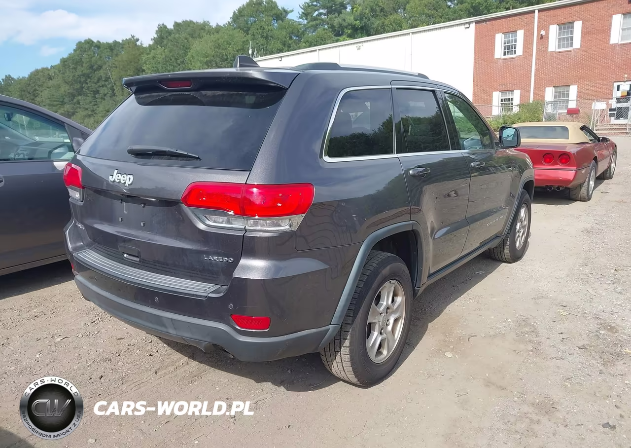 2016 Jeep Grand Cherokee Laredo VIN:1C4RJFAG6GC493095 - 4