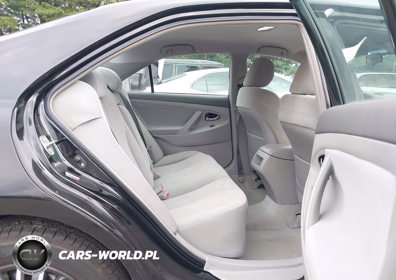 2010 Toyota Camry Le VIN:4T1BF3EKXAU035119 - 8