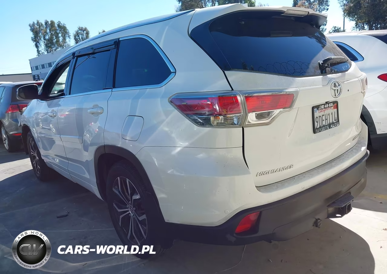 2014 Toyota Highlander Limited Platinum V6 VIN:5TDDKRFH1ES044820 - 3