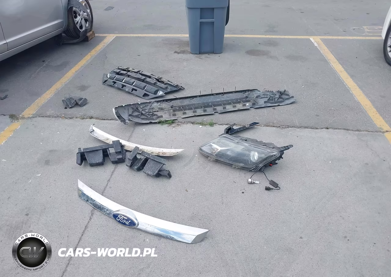 2012 Ford Fusion Se VIN:3FAHP0HA8CR130761 - 12