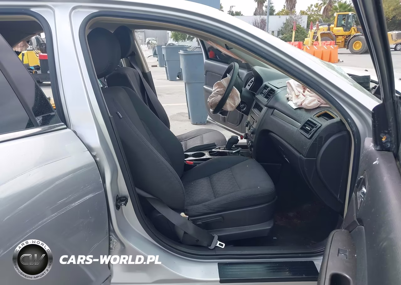 2012 Ford Fusion Se VIN:3FAHP0HA8CR130761 - 5