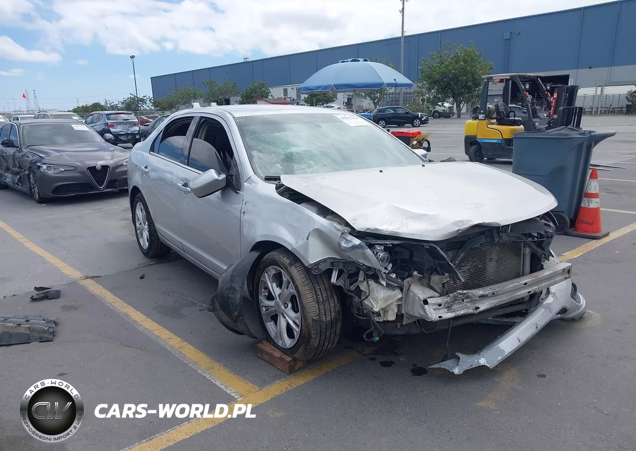 2012 Ford Fusion Se VIN:3FAHP0HA8CR130761 - 6