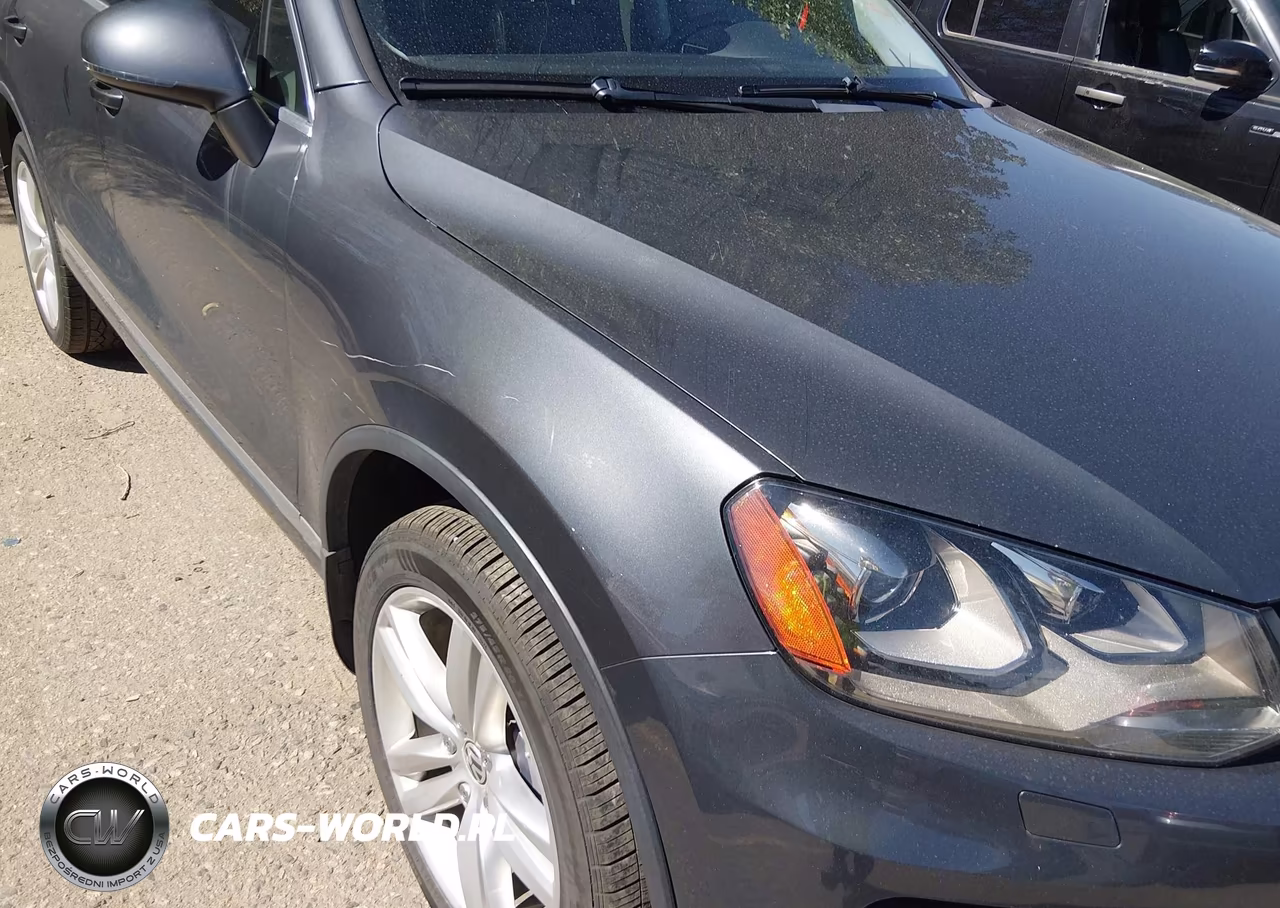 2014 Volkswagen Touareg Tdi Executive VIN:WVGEP9BP0ED014623 - 6