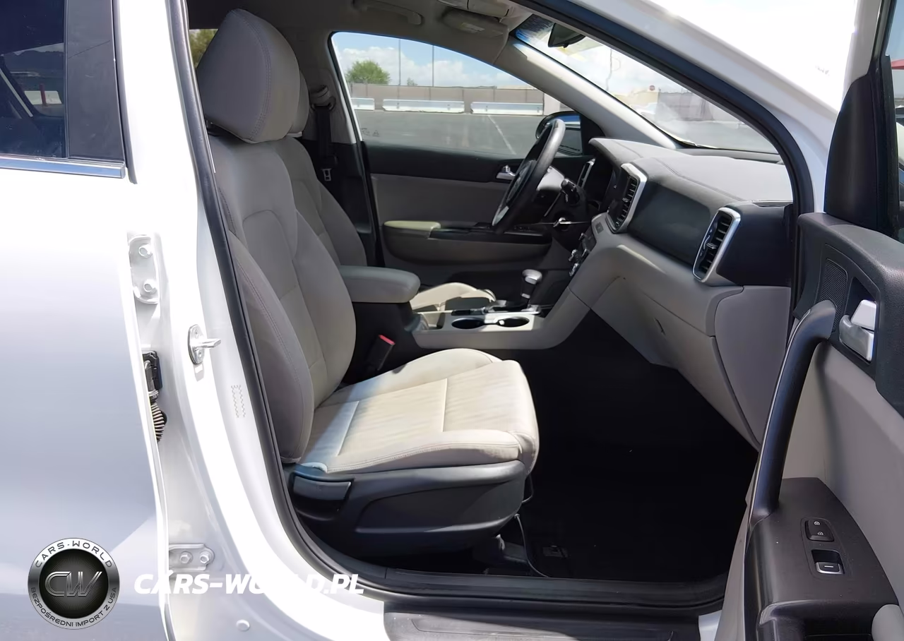 2020 Kia Sportage Lx VIN:KNDPM3AC6L7759924 - 5