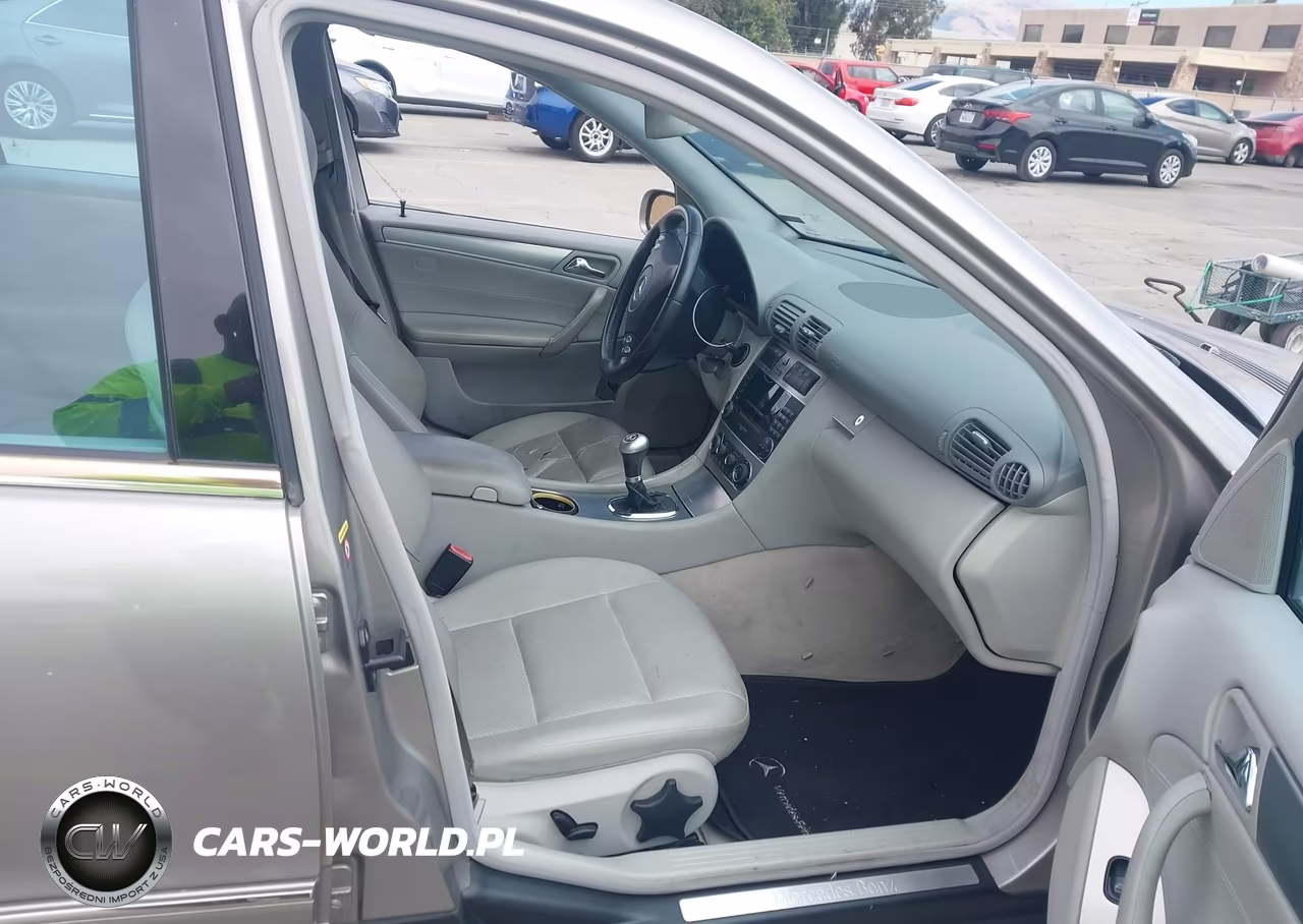 2005 Mercedes-Benz C 230 Kompressor Sport VIN:WDBRF40J15F721131 - 5