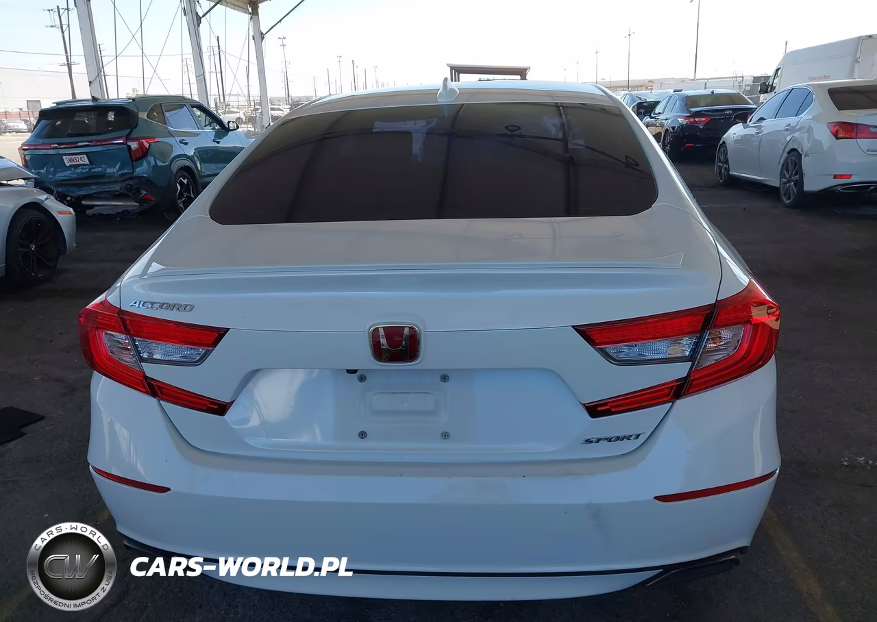 2018 Honda Accord Sport VIN:1HGCV1F37JA154059 - 17
