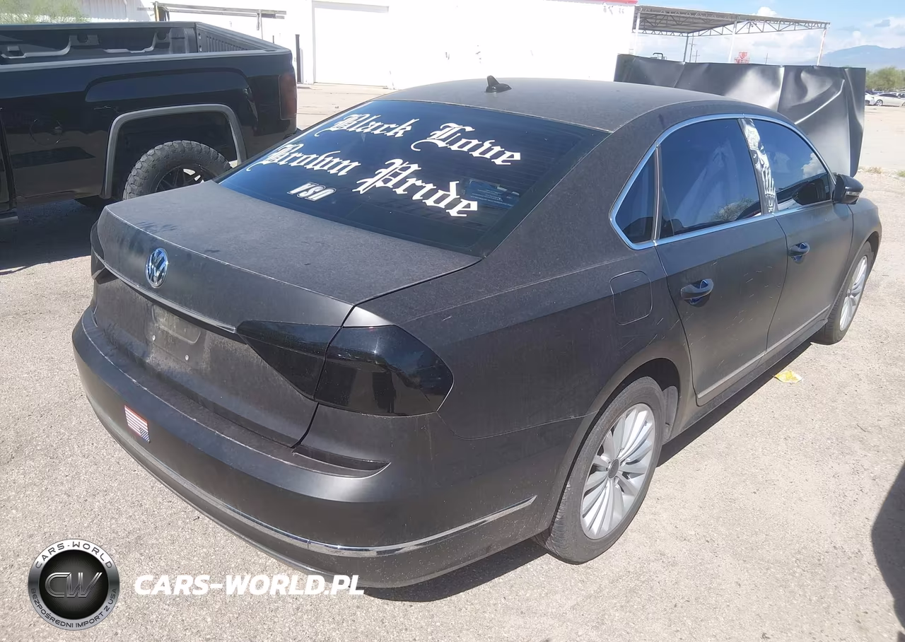 2017 Volkswagen Passat 1.8T Se VIN:1VWBT7A36HC022805 - 4