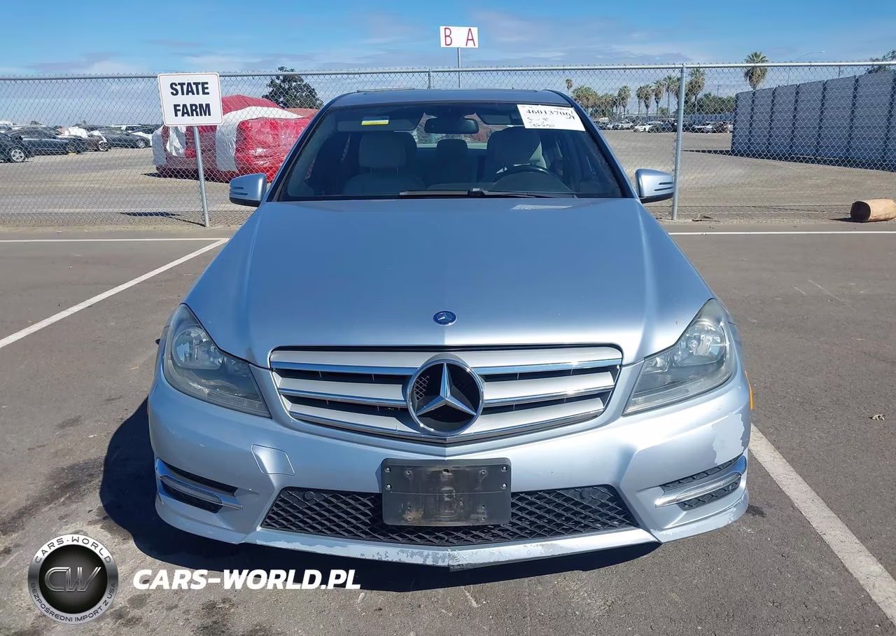 2013 Mercedes-Benz C 250 Sport VIN:WDDGF4HB4DA869314 - 12