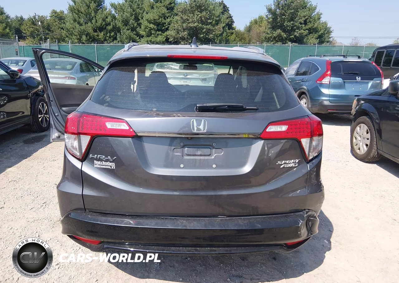 2019 Honda Hr-V Sport VIN:3CZRU6H15KG714145 - 16