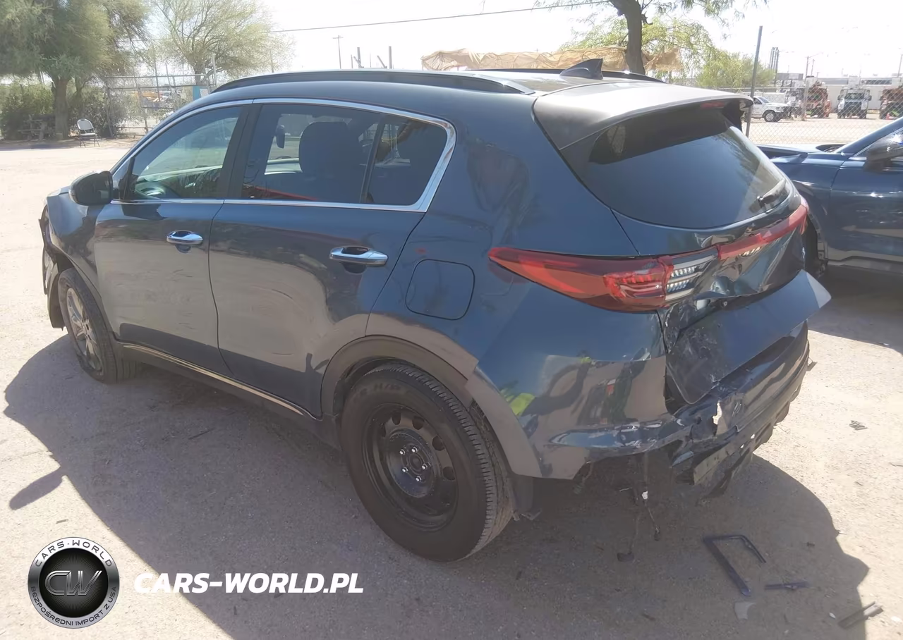 2020 Kia Sportage S VIN:KNDP63AC0L7823935 - 3