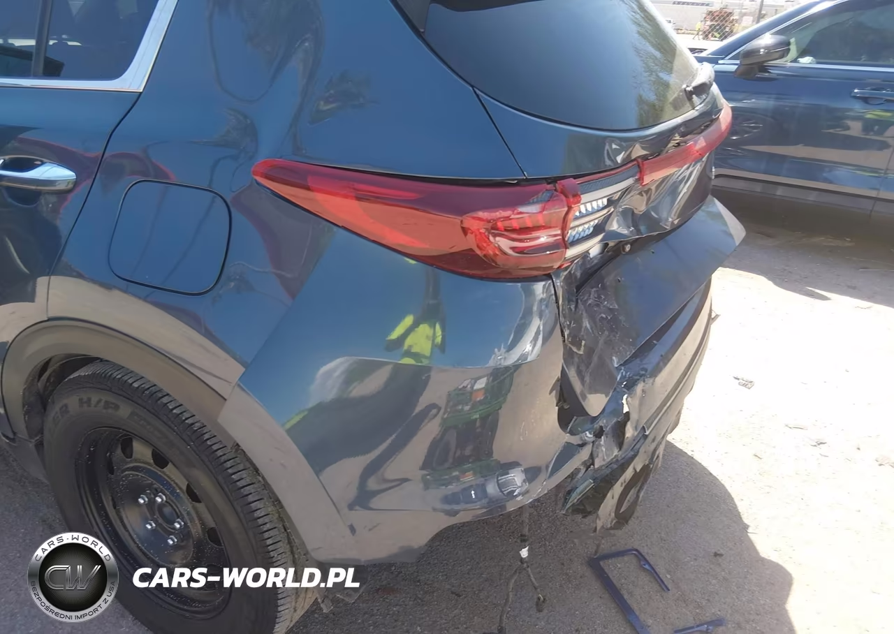 2020 Kia Sportage S VIN:KNDP63AC0L7823935 - 6