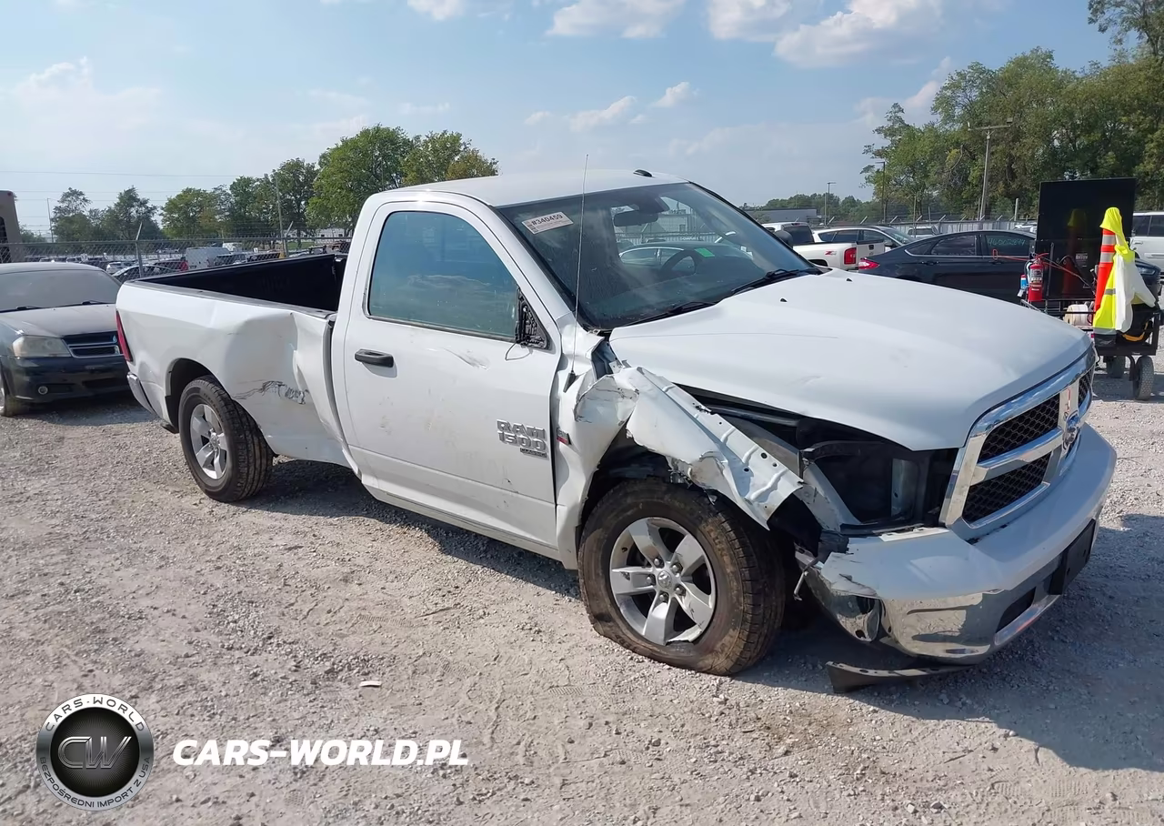 2020 Ram 1500 Classic Tradesman 4X2 8' Box – zdjęcie 1 z 17