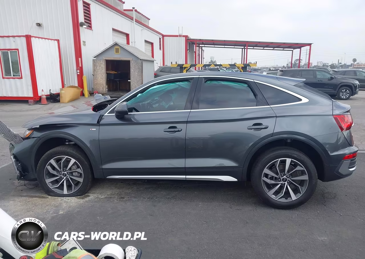 2025 Audi Q5 Sportback Premium 45 Tfsi S Line Quattro VIN:WA14AAFY4S2047468 - 13