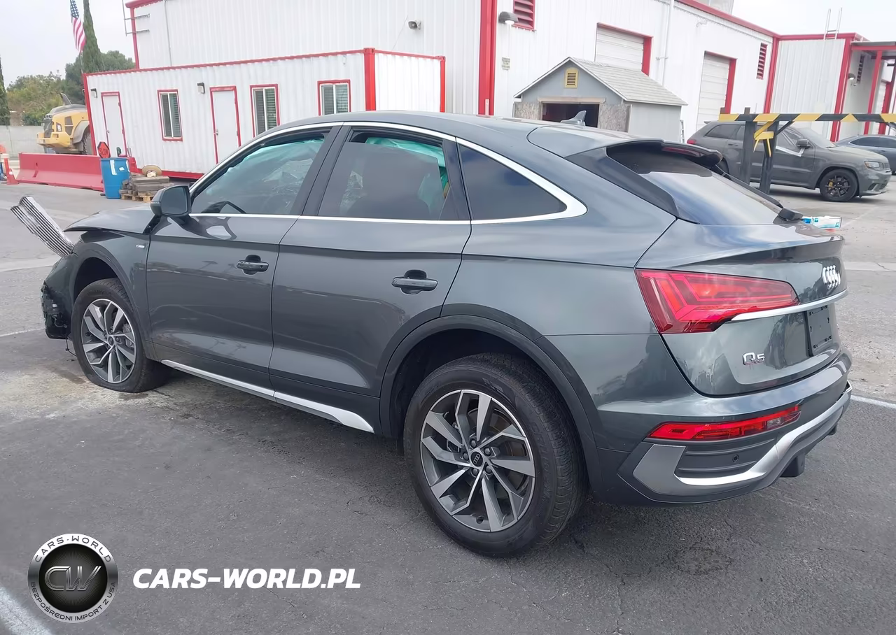2025 Audi Q5 Sportback Premium 45 Tfsi S Line Quattro VIN:WA14AAFY4S2047468 - 3