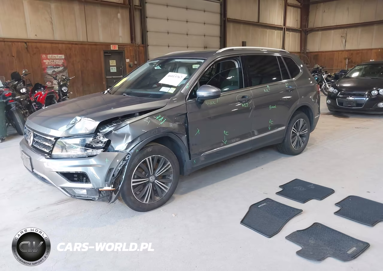 2018 Volkswagen Tiguan 2.0T Se-2.0T Sel VIN:3VV2B7AX0JM013077 - 2