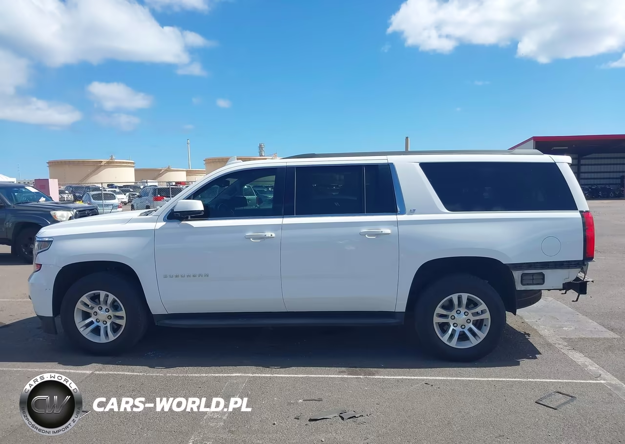 2019 Chevrolet Suburban Lt VIN:1GNSCHKC2KR149389 - 15