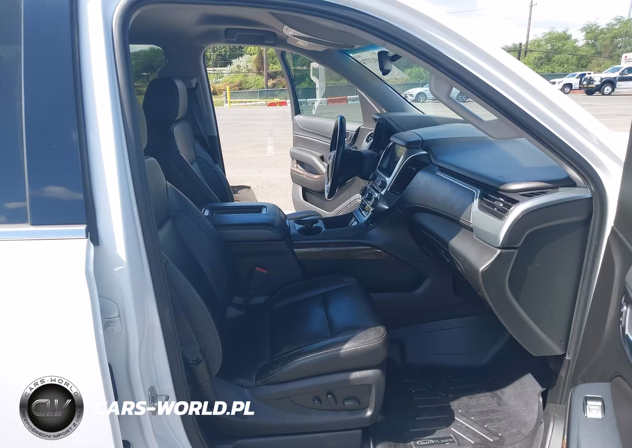 2019 Chevrolet Suburban Lt VIN:1GNSCHKC2KR149389 - 5