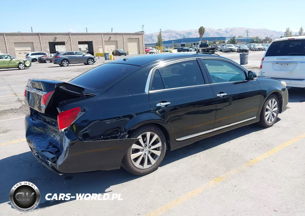 2011 Toyota Avalon Limited VIN:4T1BK3DBXBU401658 - 4
