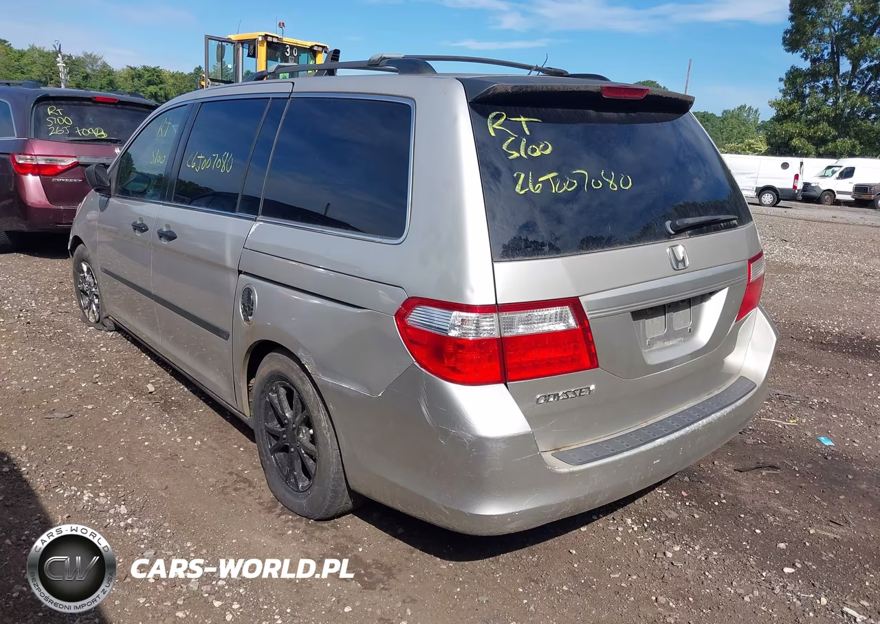 2007 Honda Odyssey Lx VIN:5FNRL38247B023573 - 3