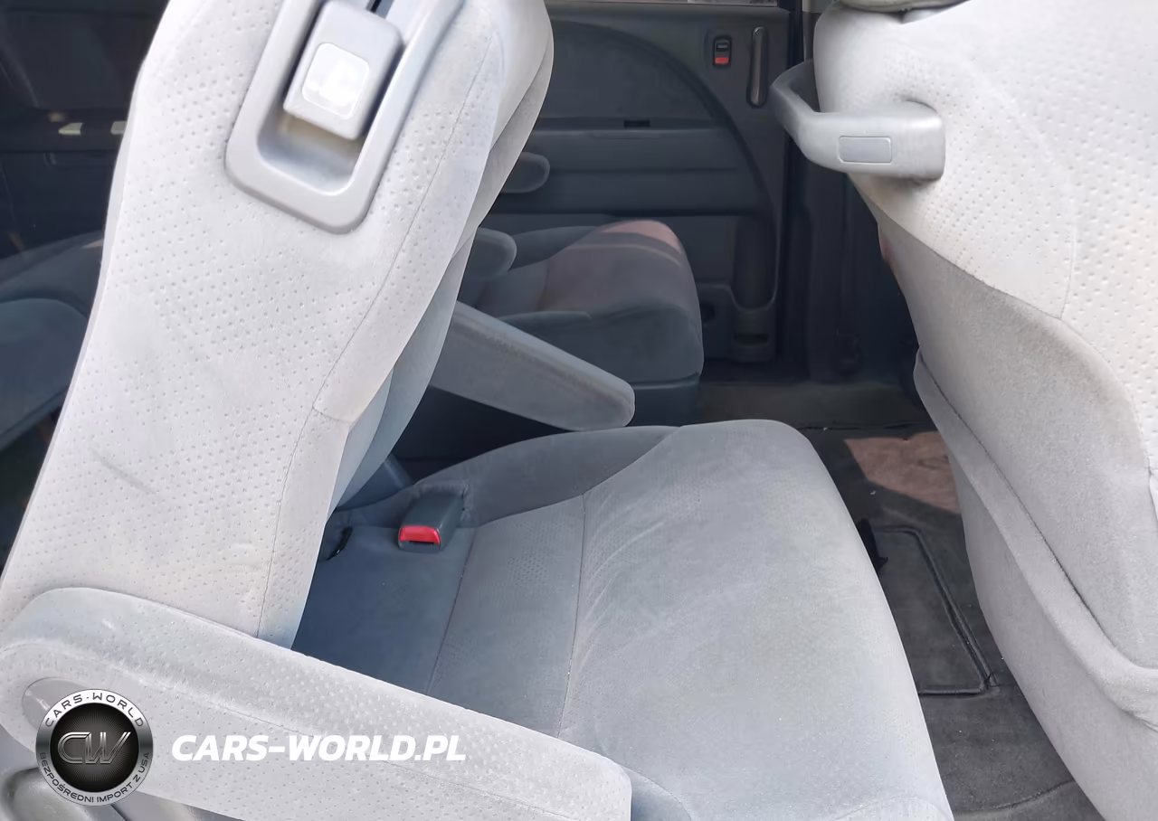 2007 Honda Odyssey Lx VIN:5FNRL38247B023573 - 8