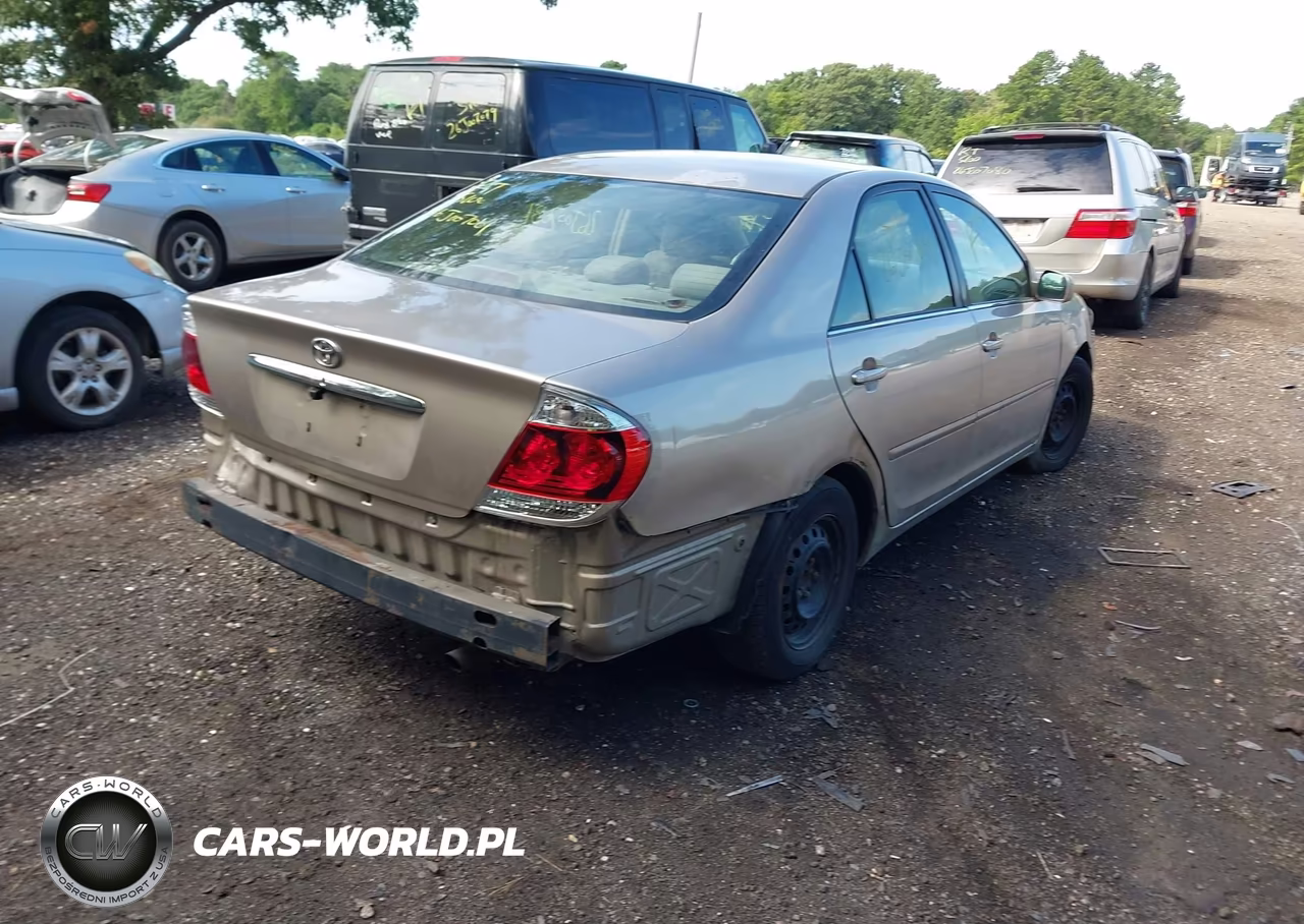2005 Toyota Camry Le VIN:4T1BE32KX5U050524 - 4