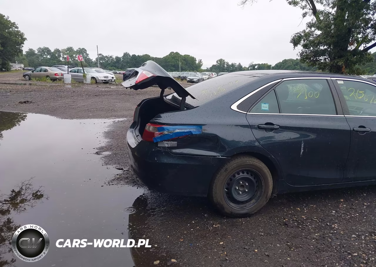 2015 Toyota Camry Le VIN:4T4BF1FK1FR484236 - 15