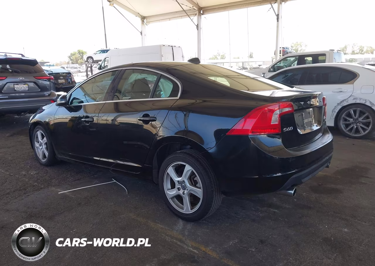 2013 Volvo S60 T5 VIN:YV1612FSXD1225418 - 3
