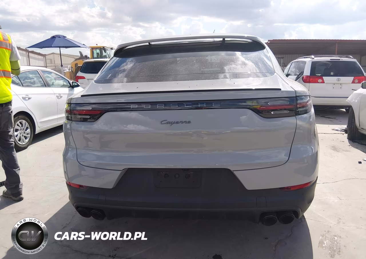2023 Porsche Cayenne Coupe Platinum Edition VIN:WP1BA2AY8PDA24831 - 17