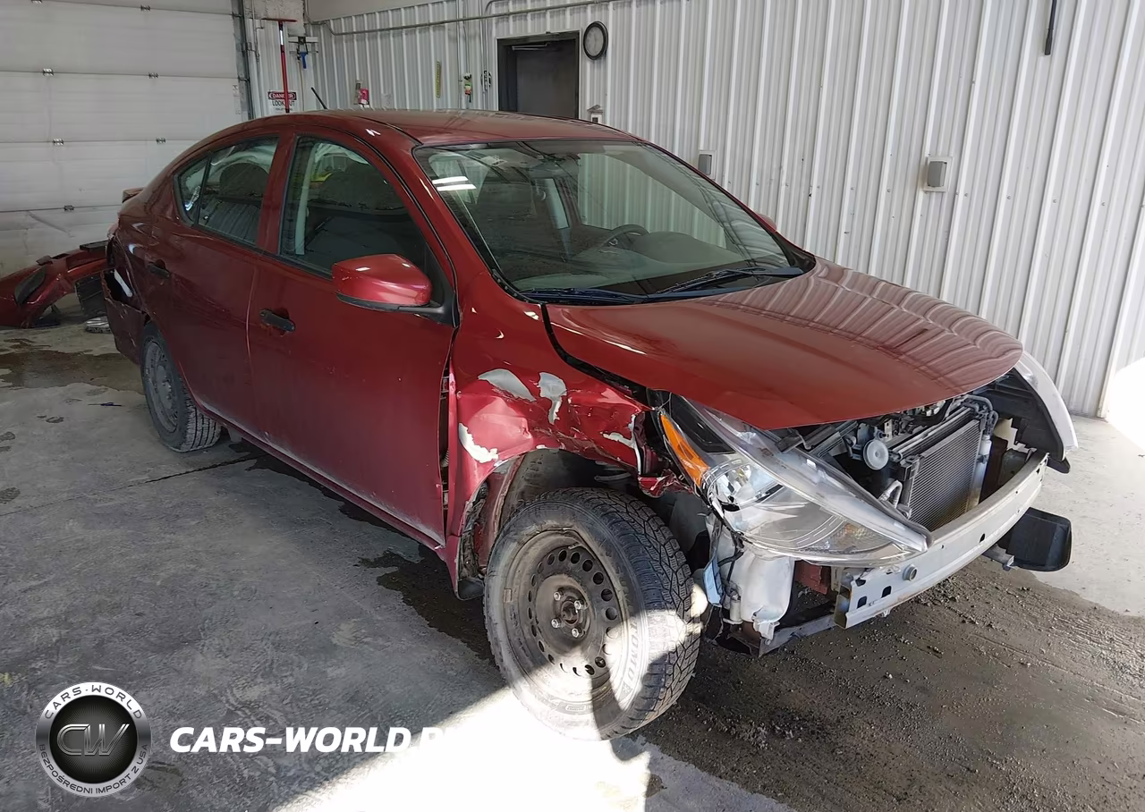 2018 Nissan Versa 1.6 S+
