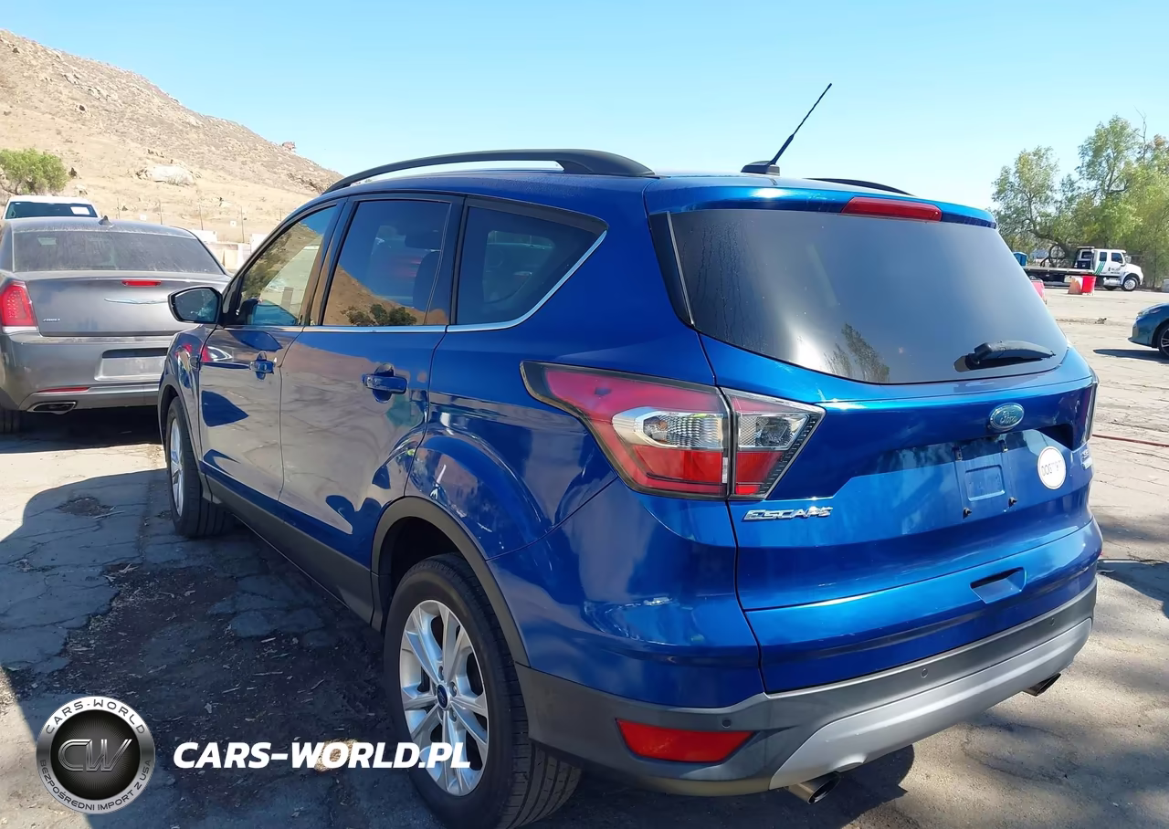 2017 Ford Escape Se VIN:1FMCU0GD9HUB29817 - 3