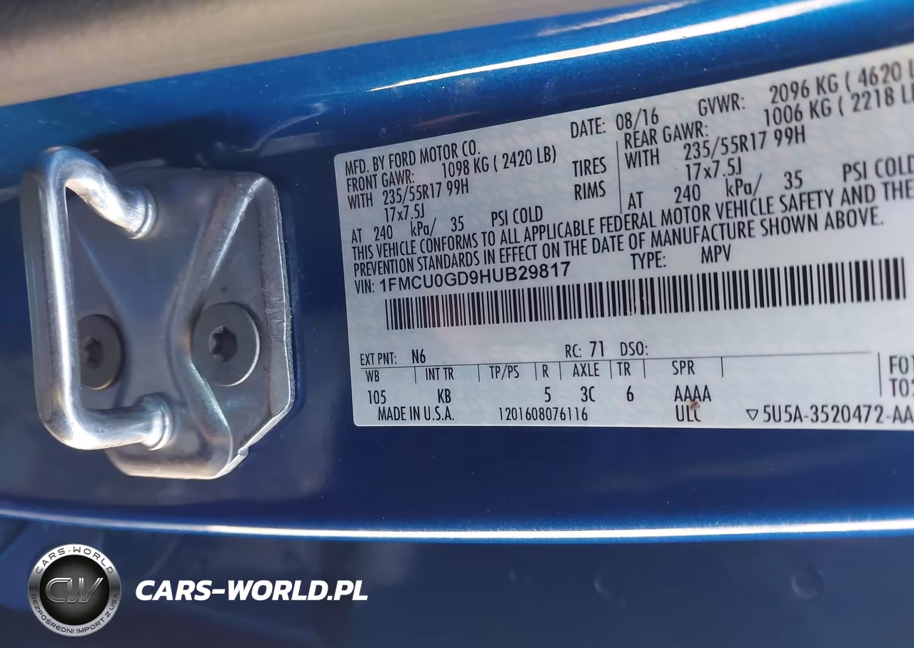 2017 Ford Escape Se VIN:1FMCU0GD9HUB29817 - 9