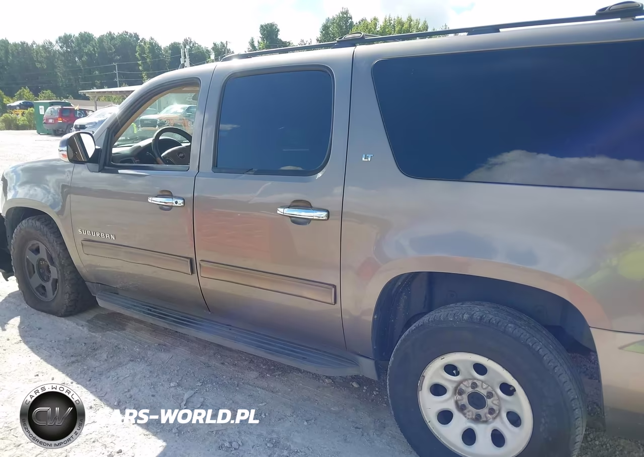 2012 Chevrolet Suburban Lt VIN:1GNSCJE05CR196670 - 14