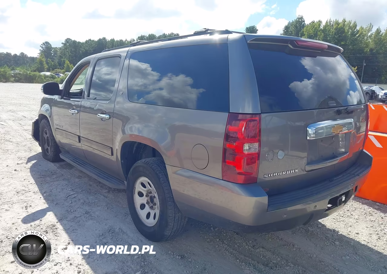 2012 Chevrolet Suburban Lt VIN:1GNSCJE05CR196670 - 3