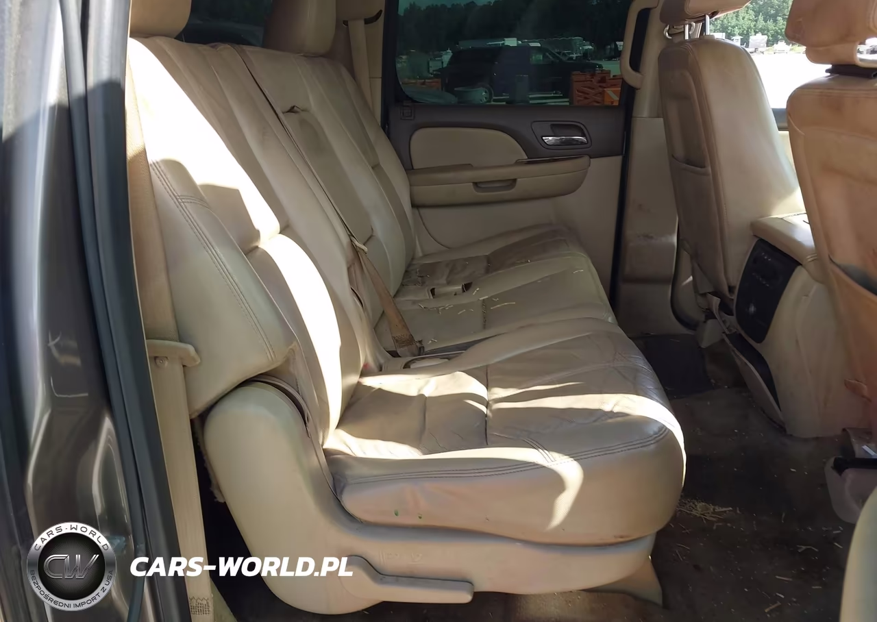 2012 Chevrolet Suburban Lt VIN:1GNSCJE05CR196670 - 8