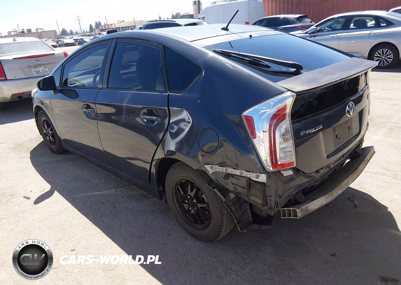2013 Toyota Prius Two VIN:JTDKN3DU1D1678491 - 3