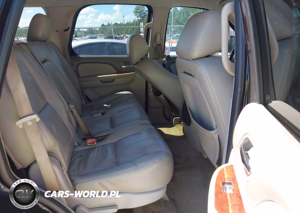 2011 Chevrolet Tahoe Lt VIN:1GNSCBE03BR176227 - 8