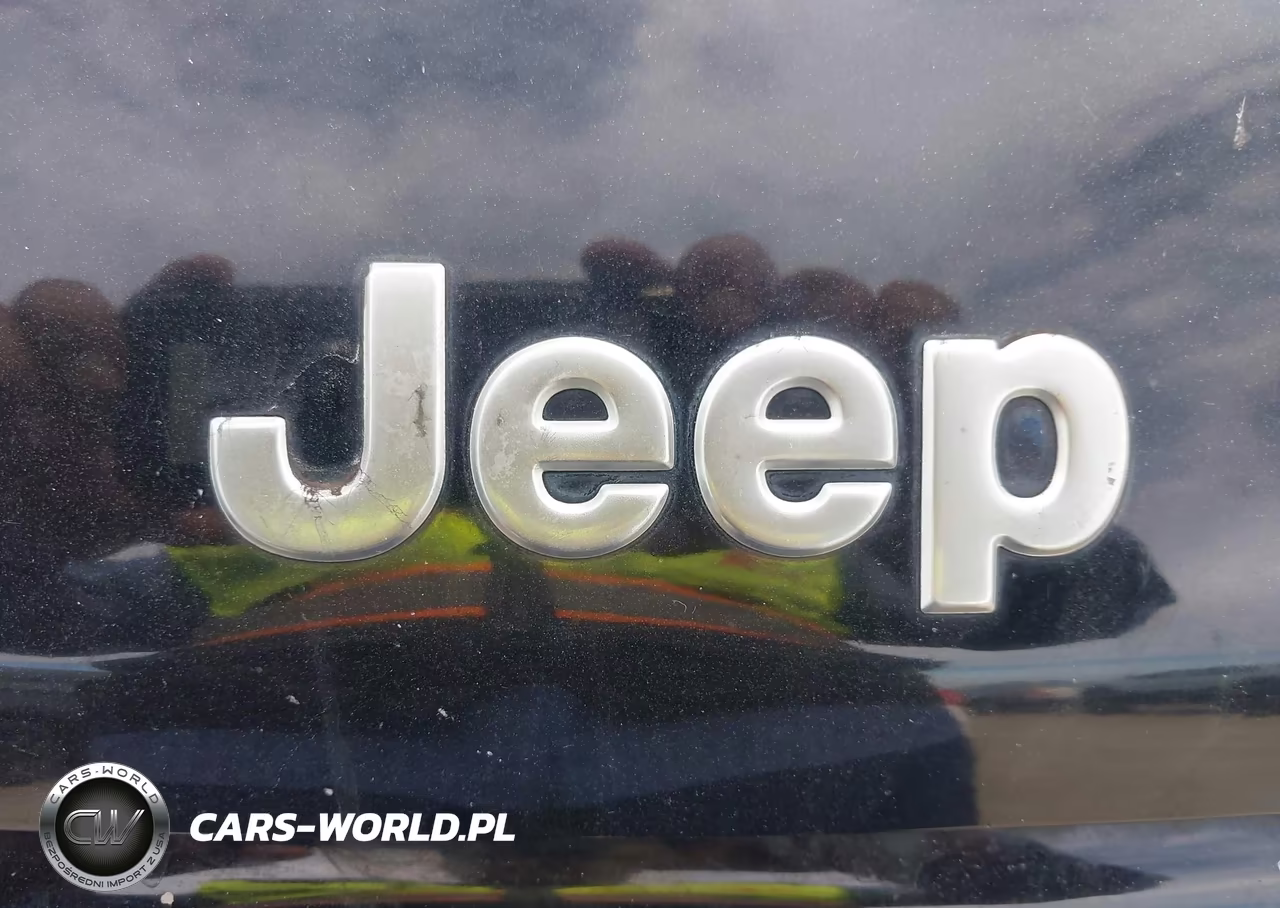 2004 Jeep Liberty Sport VIN:1J4GK48KX4W325354 - 6
